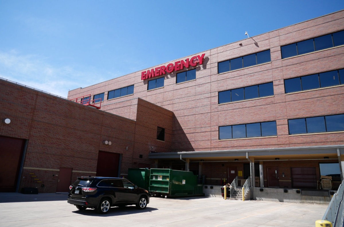 Hospital emergency sign