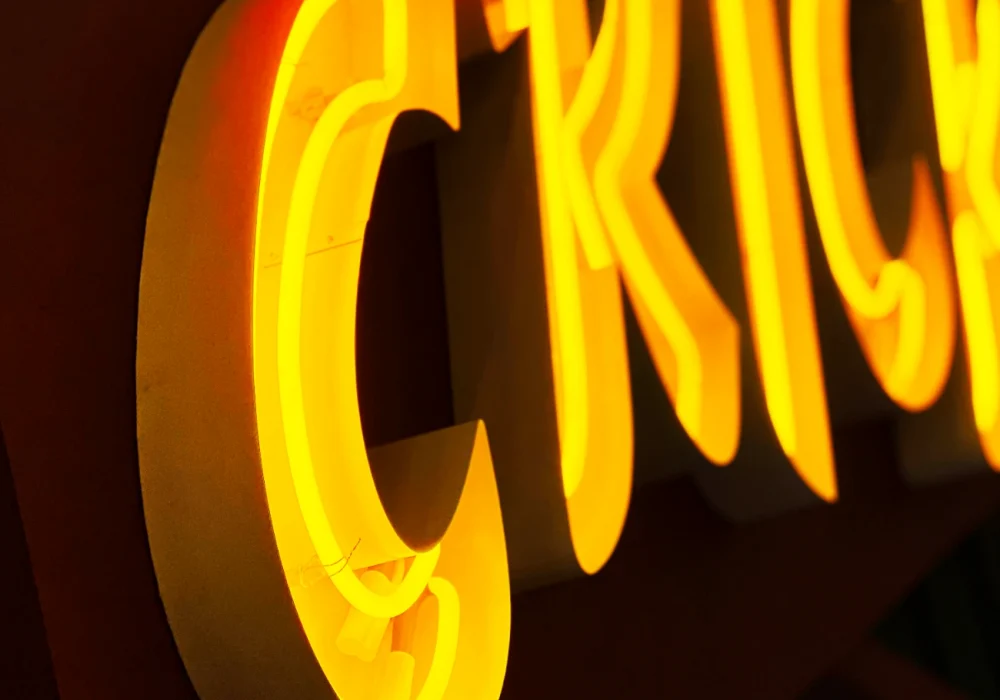 Cherry_Cricket_Littleton_neon_channel_letter_sign_1