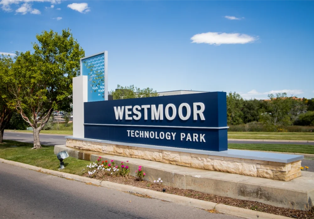 Westmoor_art structure_freestanding_sign_7